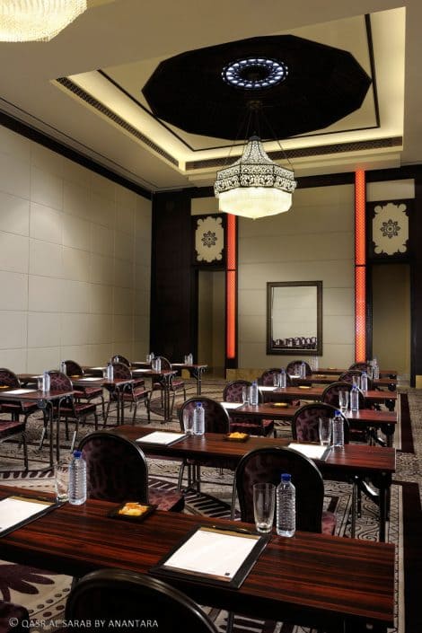 Qasr-Al-Sarab-Desert-Resort-by-Anantara_Ballroom_Boardroom