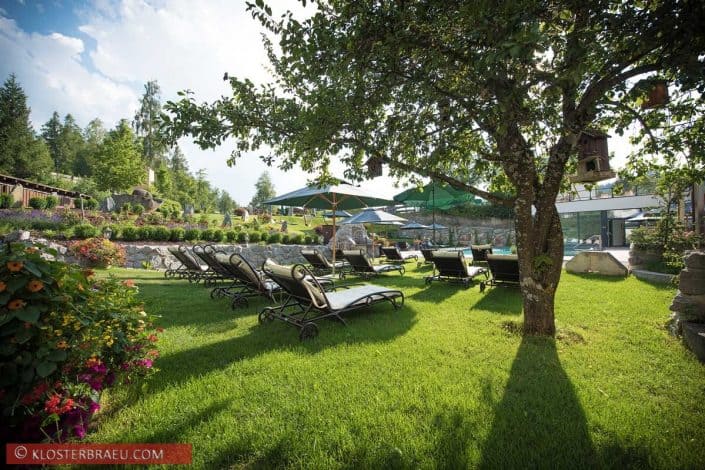 Klosterbräu Außenansicht Garten