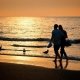Den-Haag-Scheveningen-Strandspaziergang-Abendsonne