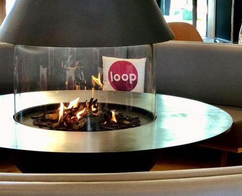 Kamin mit loop-Kissen in Andermatt
