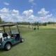 Golfcart mit Golfspielern in Gut Altentann bei Salzburg
